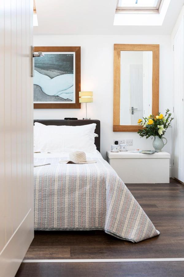 Finest Retreats - Lighthouse Cottage Rampside Eksteriør bilde
