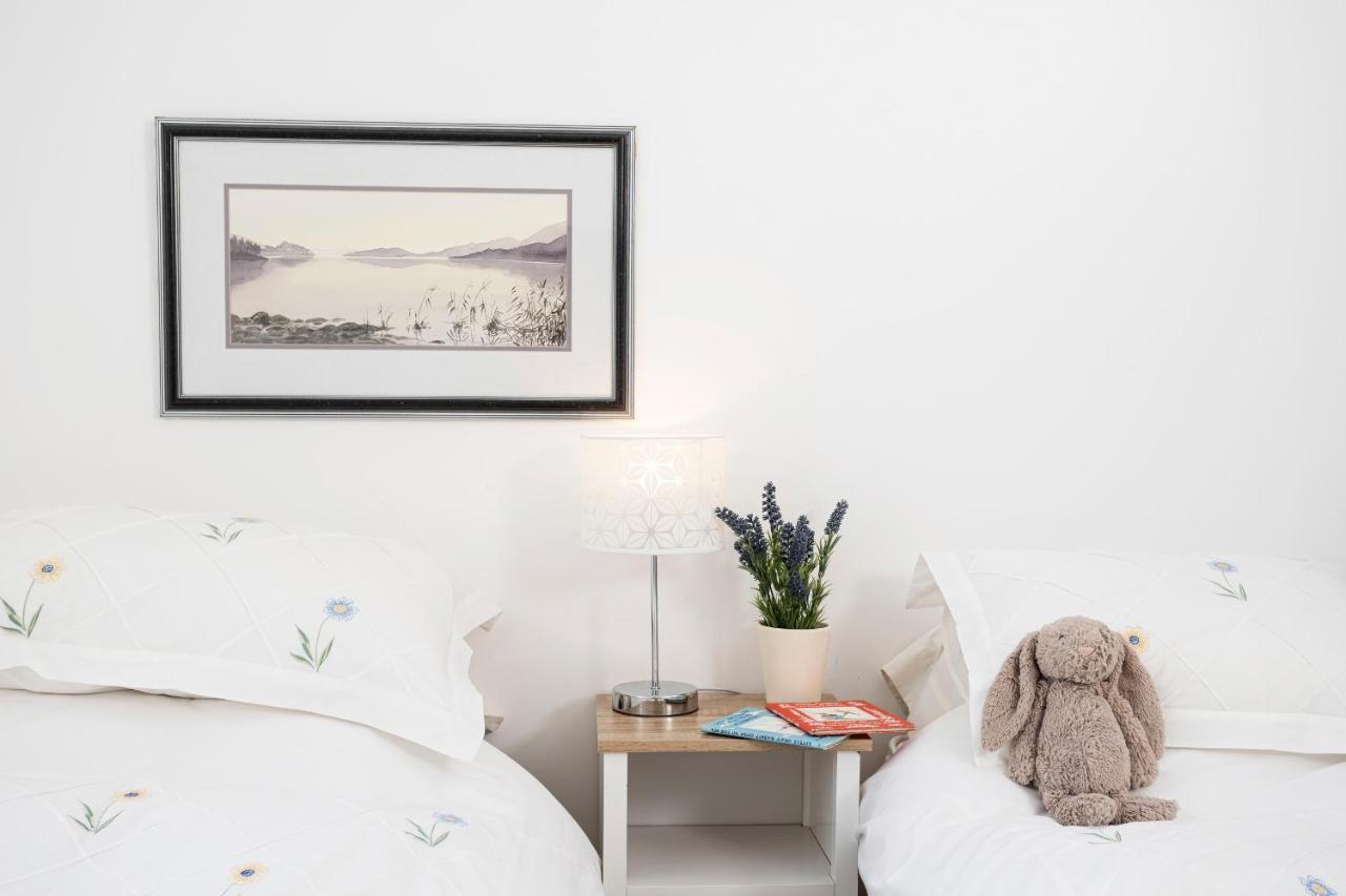 Finest Retreats - Lighthouse Cottage Rampside Eksteriør bilde