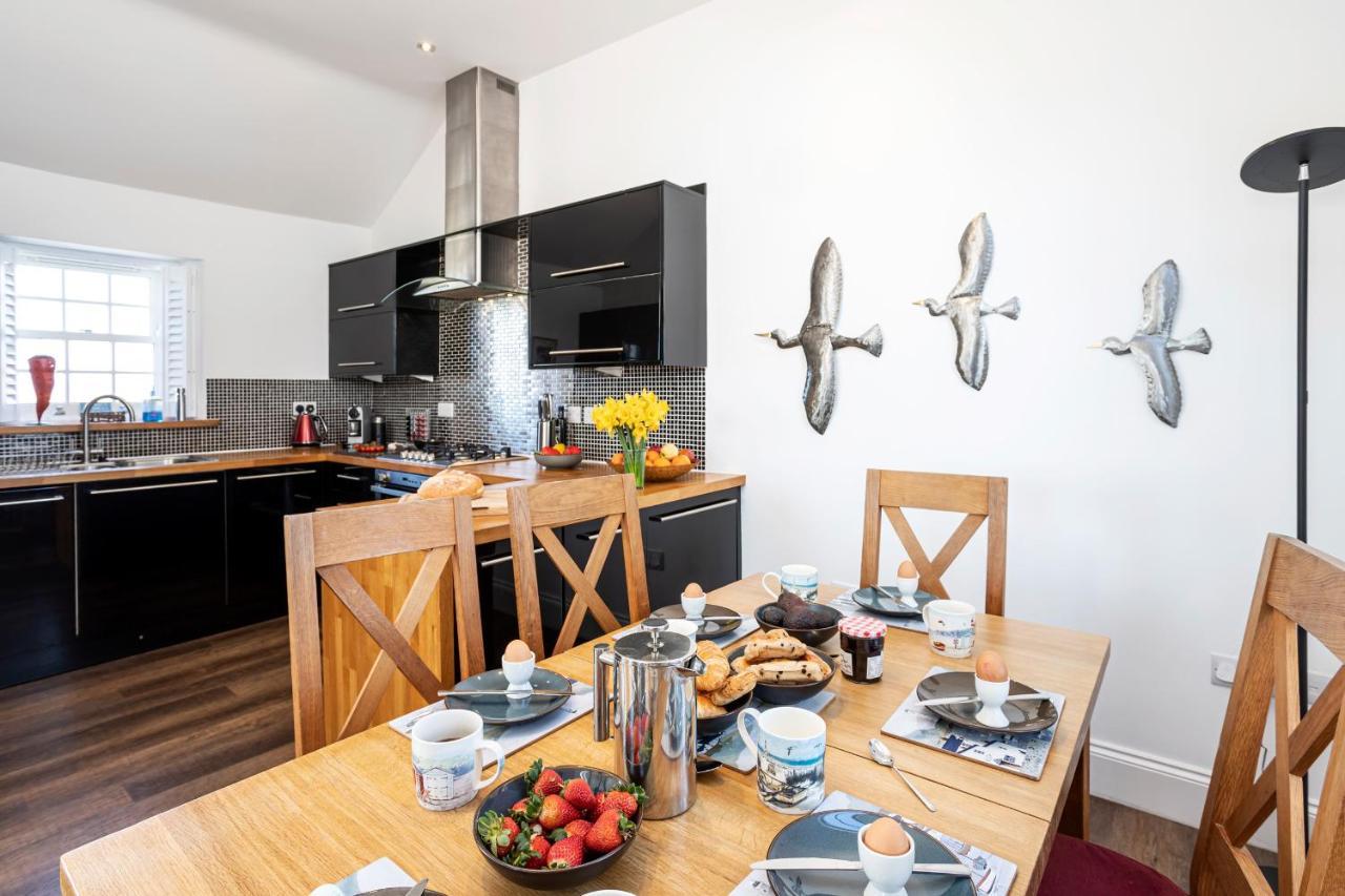 Finest Retreats - Lighthouse Cottage Rampside Eksteriør bilde