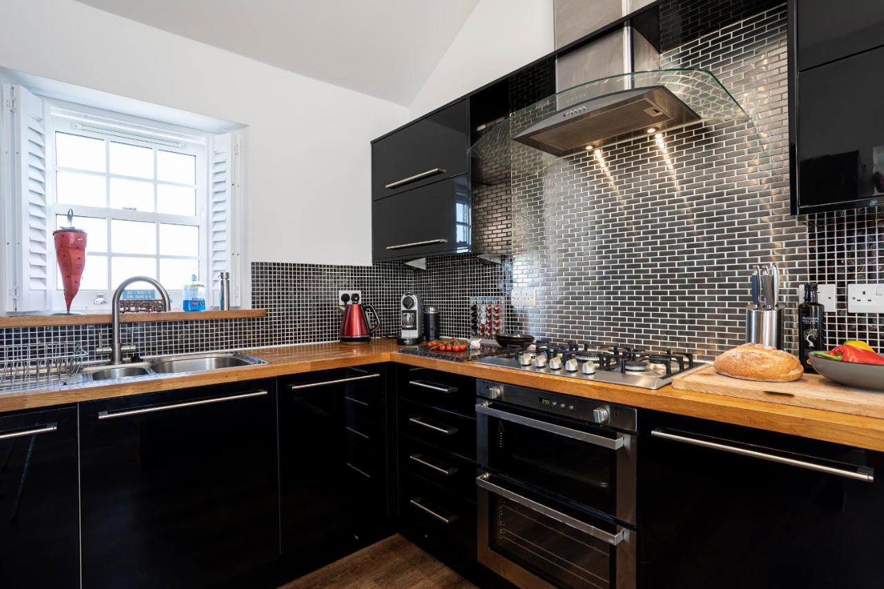 Finest Retreats - Lighthouse Cottage Rampside Eksteriør bilde